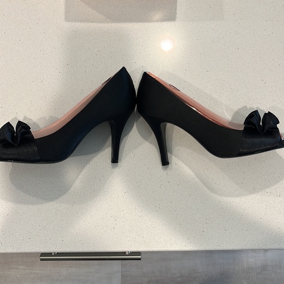 Nina Black Pump Open Toe - Picture 3 of 3